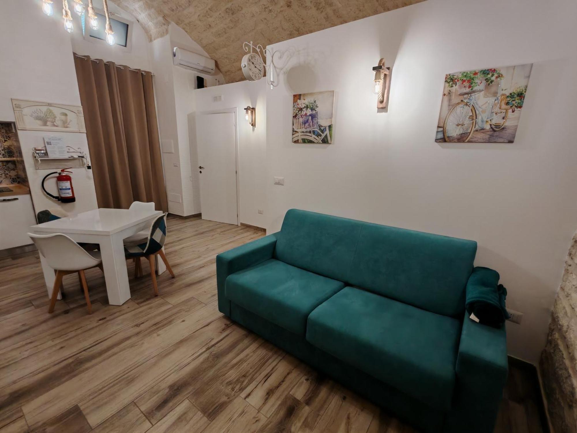 Salo Apartments Манфредония Экстерьер фото